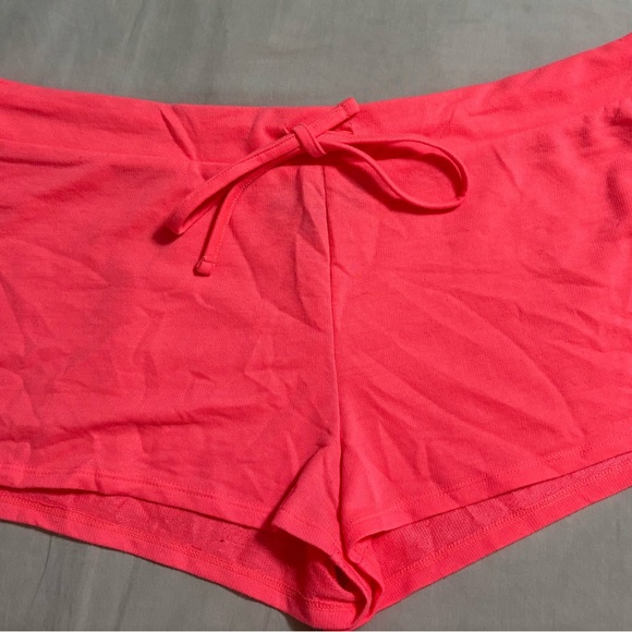 Almost Famous Coral Sleep Shorts - Picture 3 of 5